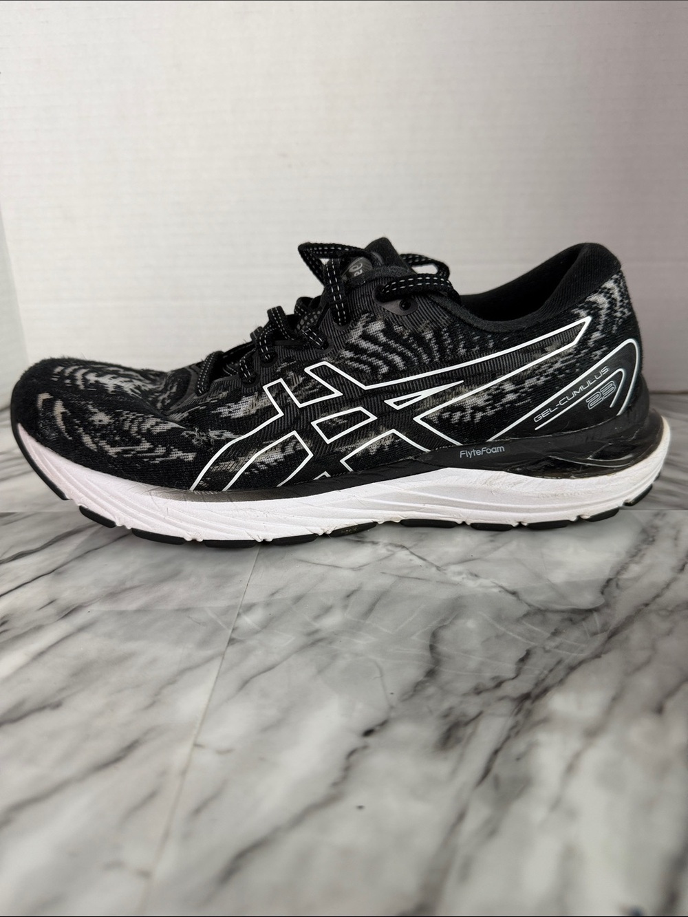 ASICS women’s Gel cumulus 23